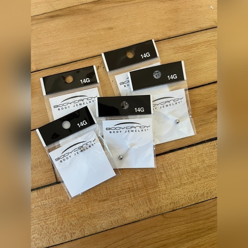 NWT Steel Ball Bioplast Labret rings piercings 14G‎